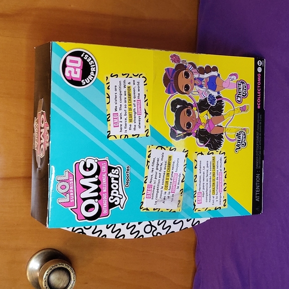 "Vault Queen" LOL Surprise OMG Sports Doll - Picture 2 of 3